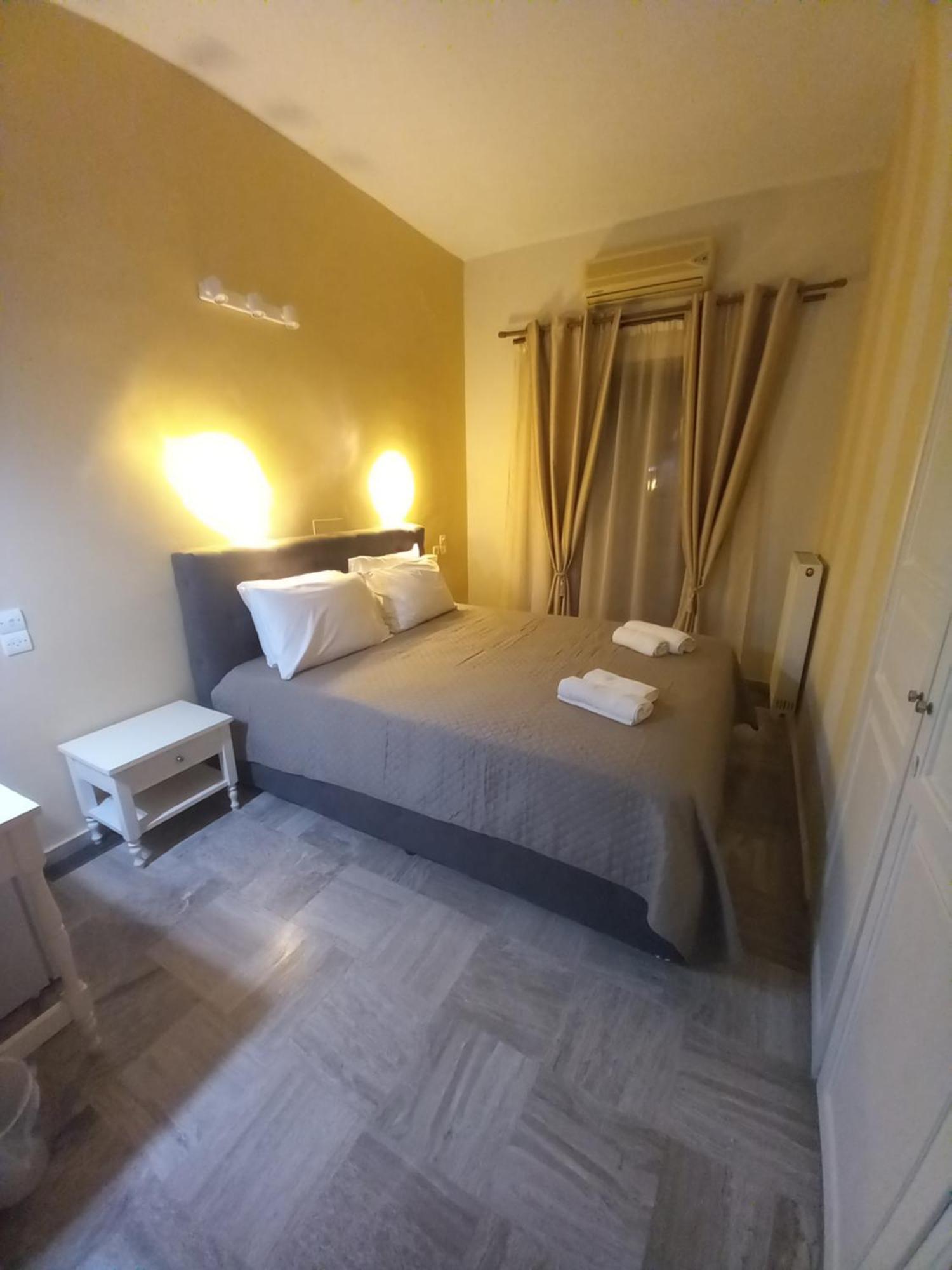 Hermes Hotel Мітімна Екстер'єр фото